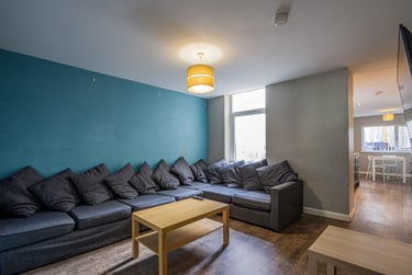 6 bed house, Rhymney Street, Plasnewydd, Cardiff, CF244DF - Image 3